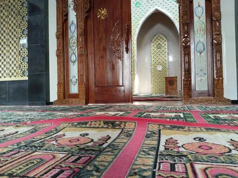Central Java Indonesia 18 September 2026: Empty prayer hall of a modern mosque w Fotos de archivo
