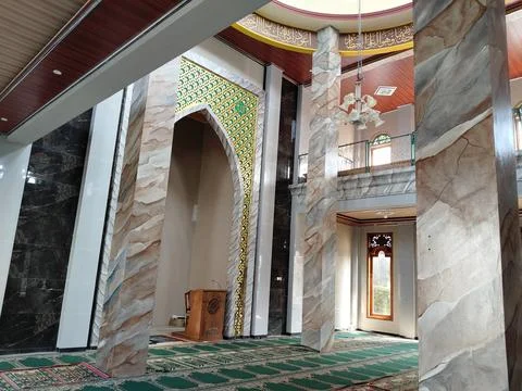 Central Java Indonesia 18 September 2026: Beautiful interior of a grand mosque Stock Photos