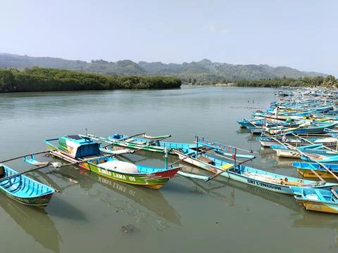 Central Java Indonesia 19 June 2026: A traditional wooden boat rests Stock-Fotos