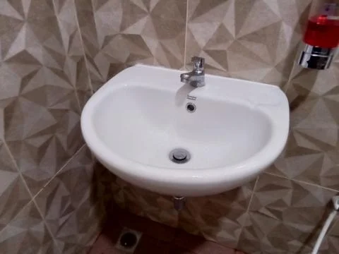 Central Java Indonesia 2 October 2024: modern sink in the bathroom. Stock-Fotos