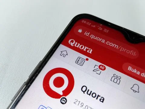 Central java Indonesia 21 July 2025: Quora platform social media. Фото