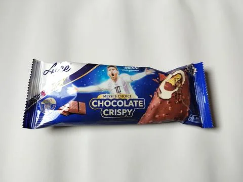 Central Java Indonesia 23 April 2026: Aice brand ice cream, affordable frozen sn Stockfoto's