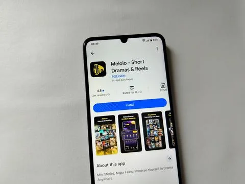 Central Java Indonesia 23 March 2026: Mobile phone display featuring Melolo app  写真素材