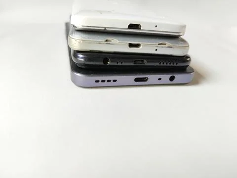 Central Java Indonesia 23 March 2026: Multiple smartphones stacked Stockfoto's