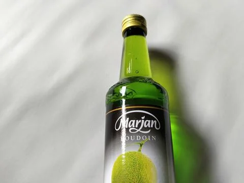 Central Java Indonesia 23 March 2026: Sweet melon flavored syrup from Marjan Fotos de archivo
