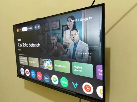 Central Java Indonesia 24 June 2026: Google TV Home is an Android-based Smart TV 스톡 사진