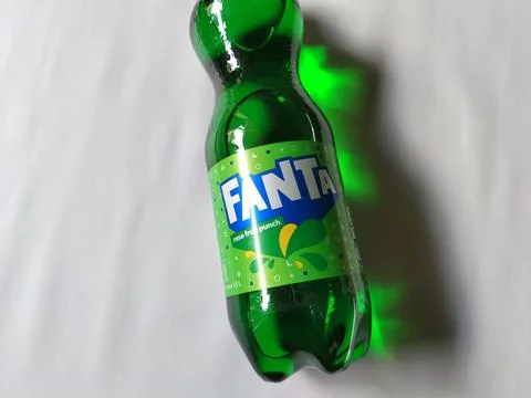 Central Java Indonesia 24 March 2026: Fanta Fruit Punch carbonated beverage  Stock-Fotos