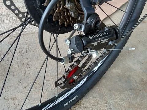 Central Java Indonesia 26 December 2024: bicycle sprockets, spokes, tires, gear  Фото