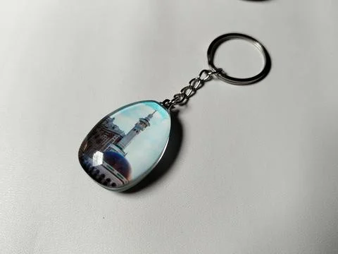 Central Java Indonesia 28 June 2026: Hajj and Umrah souvenir keychain. Stock-Fotos