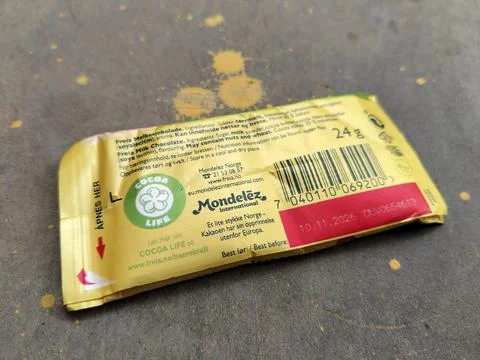 Central Java Indonesia 29, 2026: A 24g bar of Freia Melkesjokolade, a popular  Фото