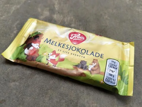 Central Java Indonesia 29, 2026: A 24g bar of Freia Melkesjokolade, a popular  Фото