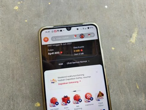 Central Java Indonesia 4 July 2026: Close-up of a smartphone displaying a mobile Stock Photos