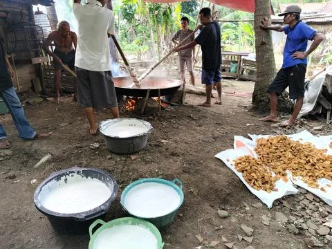 Central Java Indonesia 4 June 2026: Villagers work together to make traditional Stock Photos
