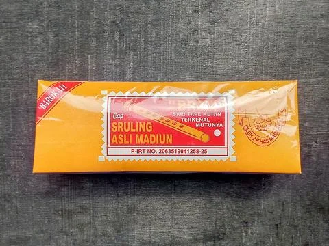 Central Java Indonesia 4 October 2024: Brem is a typical Madiun snack. Фото