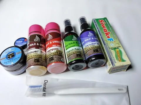 Central Java Indonesia 6 May 2026: Hajj and Umrah bathing kit with non-alcohol a Fotos de archivo