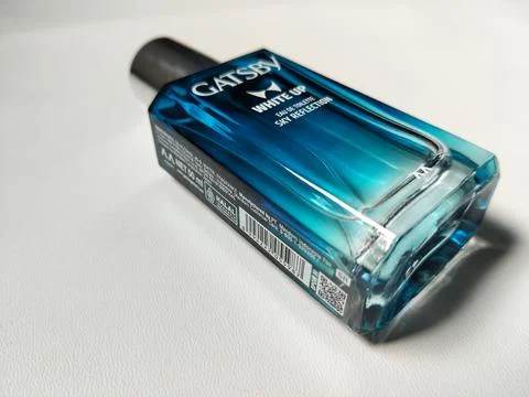 Central Java Indonesia 8 June 2026: close-up Gatsby White Up fragrance bottle  Stock-Fotos