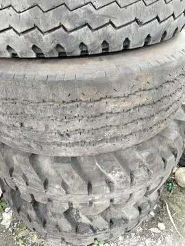 Central Java Indonesia 9 april 2026: Stacked large tires in an industrial worksh Stock-Fotos