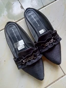 Central Java Indonesia April 1, 2025: Women's sandals Photos