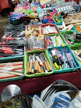 CENTRAL JAVA, INDONESIA - AUG 2, 2026: Assortment of daily cooking equipment and Stock-Fotos