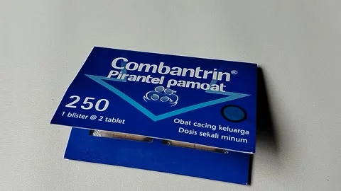 CENTRAL JAVA, INDONESIA - AUGUST 1, 2026: Panning video shot of a partially open 库存影片 347283763