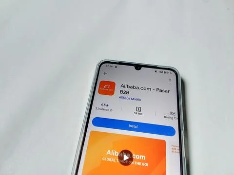 Central Java Indonesia August 14, 2025: Alibaba b2b marketplace app  库存照片