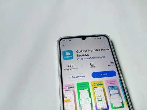 Central Java Indonesia August 14, 2025: gopay  app on google play. Photos