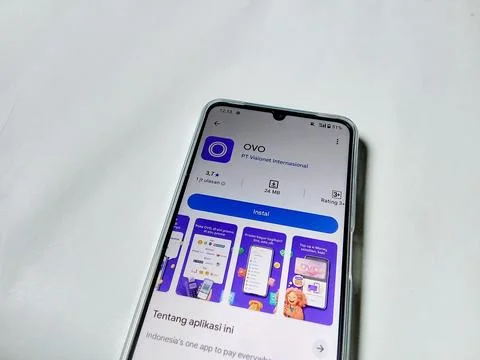 Central Java Indonesia August 14, 2025: Ovo app on google play. Фото