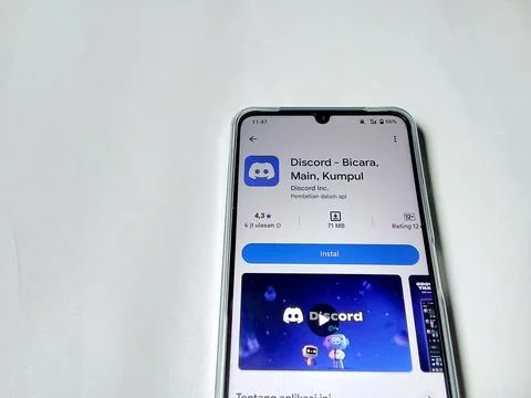 Central Java Indonesia August 14, 2025: Discord social media app on google play. Stock Photos