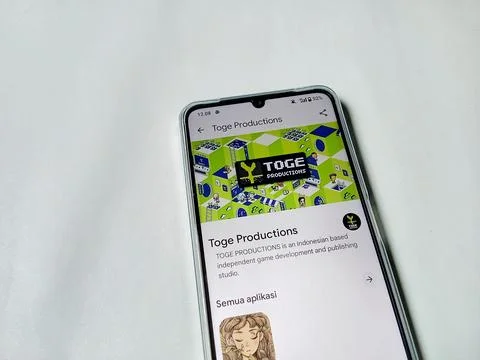 Central Java Indonesia August 14, 2025: When the past was around game on google  스톡 사진