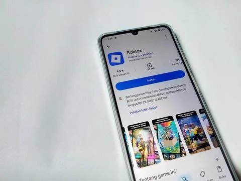 Central Java Indonesia August 14, 2025: Roblox game on google play. Фото