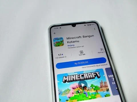 Central Java Indonesia August 14, 2025: Minecraft game on google play. Фото