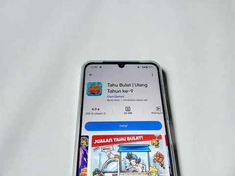 Central Java Indonesia August 14, 2025: Tahu bulat game on google  Фото