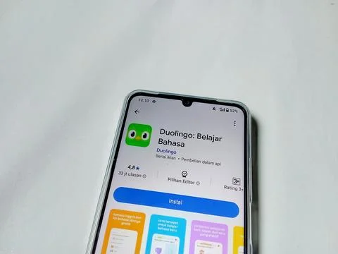 Central Java Indonesia August 14, 2025:  Duolingo app on google play. Stock Photos