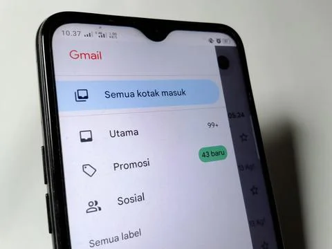 Central Java Indonesia August 14, 2025: Gmail application, smartphone screen dis Foto stock
