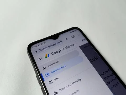 Central Java Indonesia August 14, 2025: google adsense make money online  Stockfoto's