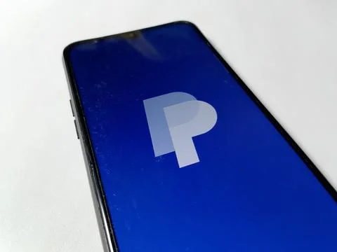 Central Java Indonesia August 14, 2025: Paypal application on mobile devices. Foto stock