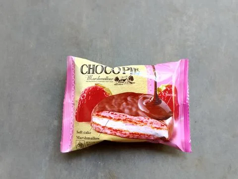 Central Java Indonesia August 16, 2025: LOTTE CHOCO PIE Strawberry flavor. 写真素材