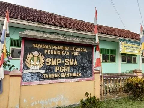 Central Java, Indonesia, August 24, 2025: PGRI Tambak Banyumas Junior High Schoo Foto stock