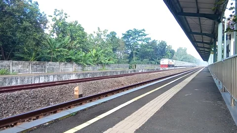 Central Java Indonesia August 27, 2025: Trains are a mode of public transportati Vídeos de archivo 316868819