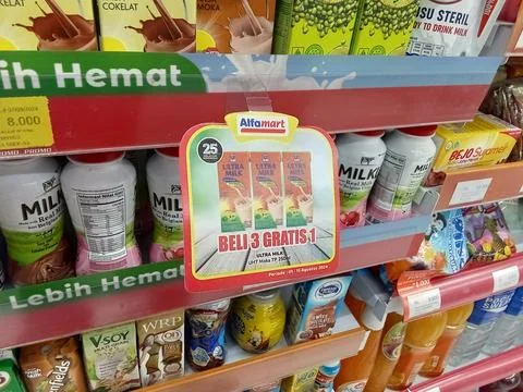 Central Java, Indonesia August 3 2024: goods displayed on minimarket shelves Фото