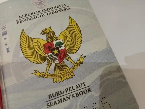 Central Java Indonesia December 5, 2025: Indonesian Seaman's Book Stockfoto's