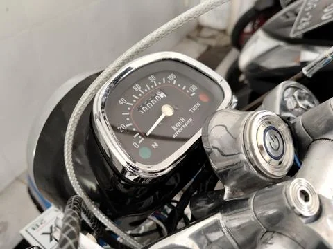 Central Java Indonesia February 13, 2026: Closeup of motorcycle speedometer. Foto stock