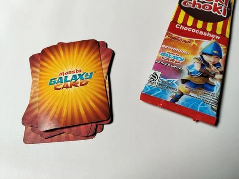 Central Java Indonesia February 15, 2026: Choki Choki monsta Galaxy Card  Фото