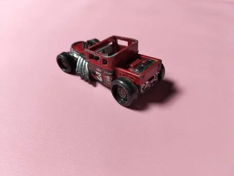Central Java Indonesia February 15, 2026: Bone shaket hot wheels, hobby toys. Foto stock