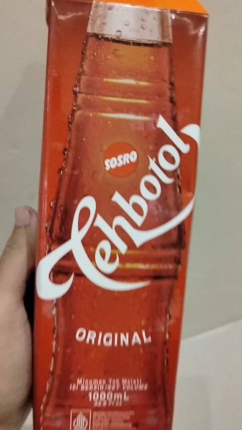 Central Java Indonesia February 4, 2026: Teh Botol Sosro is a brand of jasmine Stock Footage 328899299