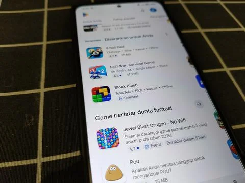 Central Java Indonesia January 14, 2026: Some smartphone applications Stock Photos