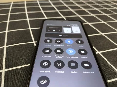 Central Java Indonesia January 14, 2026: Control center display on android. 스톡 사진
