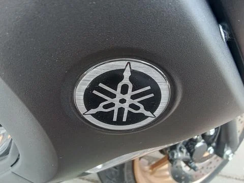 Central Java Indonesia January 18, 2025: Yamaha motorcycle logo Fotos Stock