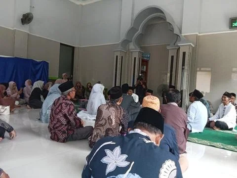 Central Java Indonesia June 1, 2025: Wedding in the prayer room, Mushola. Foto stock
