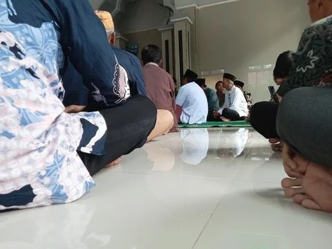 Central Java Indonesia June 1, 2025: Wedding in the prayer room, Mushola. Stockfoto's